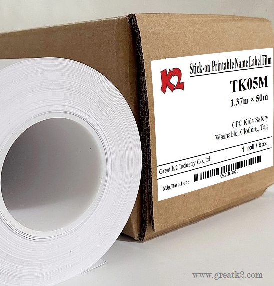 Material autoadesivo lav&aacute;vel